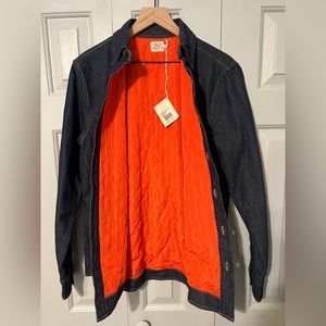 Faherty Brand Men’s Denim Workshirt with quilted lining. Men’s small NWT